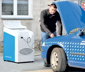 Obrázek - Česká firma MOTOR JIKOV vyvinul pro domácnosti a malé firmy plničku aut poháněných plynem CNG.